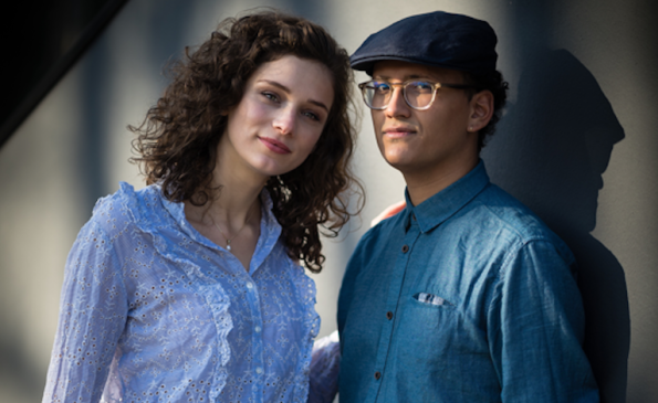 Viktor en Grace in de Kapel