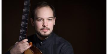 Italiaanse gitarist Flavio Nati speelt in de Kapel
