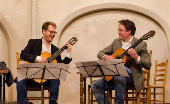 Stretto gitaarduo in Kapel