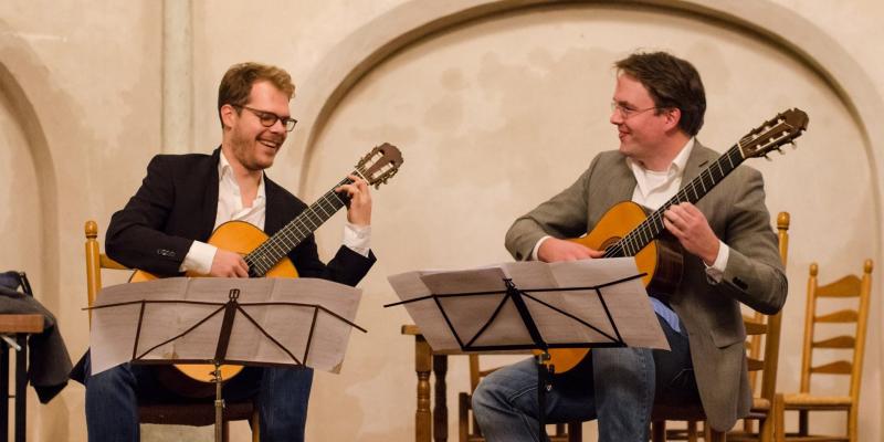Stretto gitaarduo in Kapel
